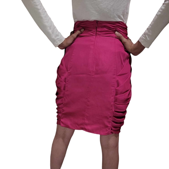 BCBGMaxAzria silky pink draped skirt - Picture 4 of 12